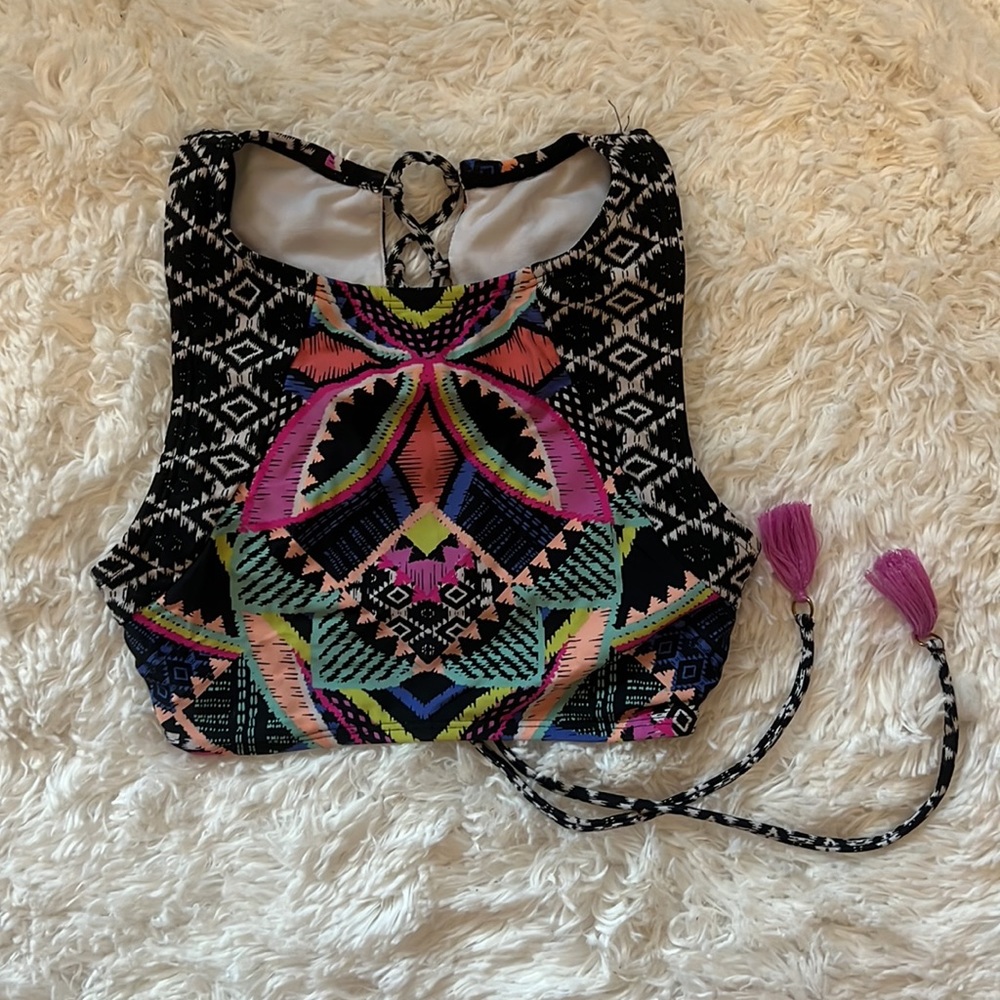 Swimwear bikini tank top in Aztec design